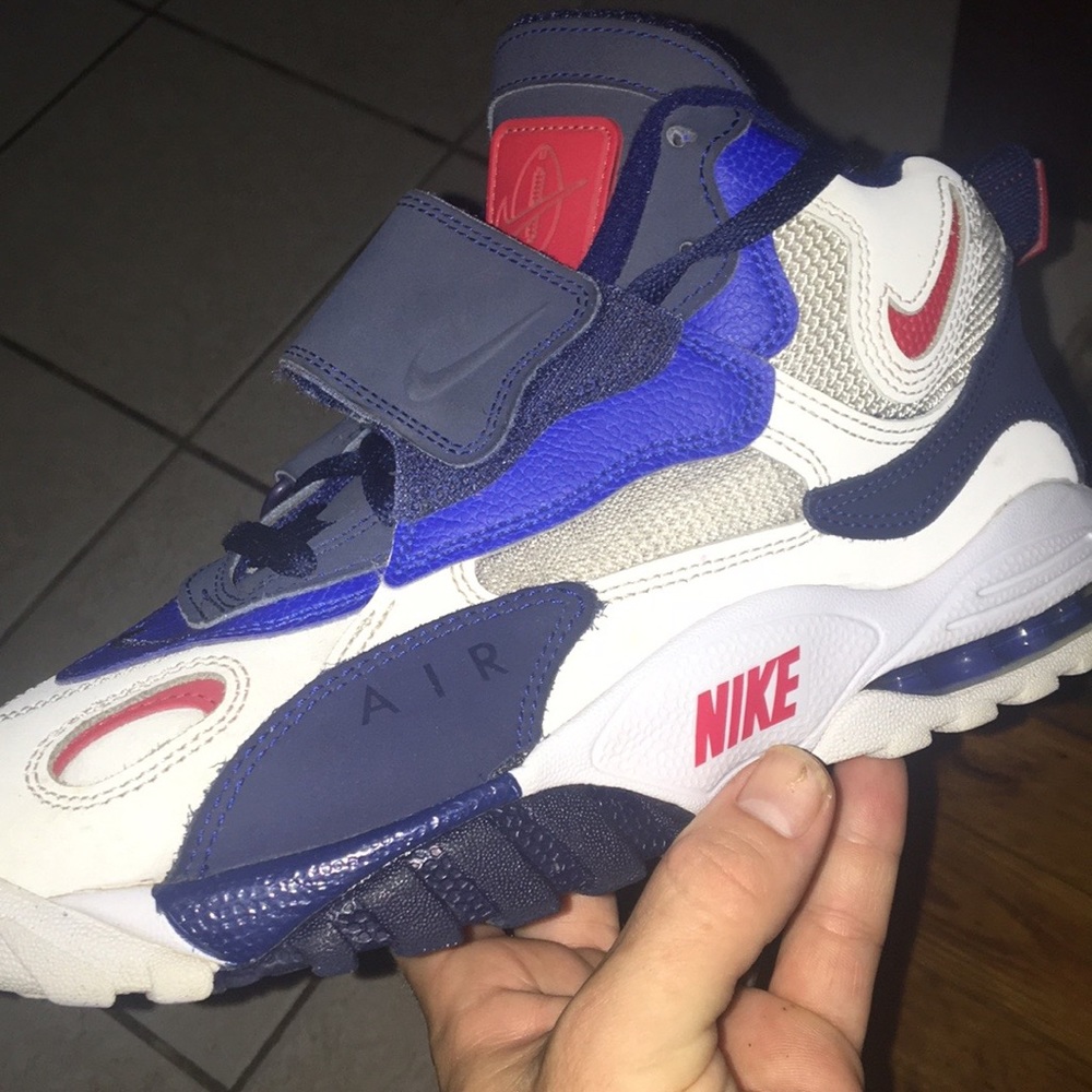 Nike AirMax speed turf size 8